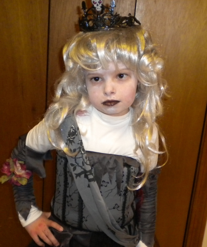 /images/pfpphotos/uploads/CW0118/CW0118.Gall.Halloween 2011 009.JPG